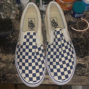 NAVY CHECKERED PRINT VANS
